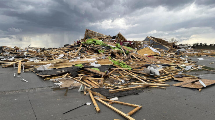 Tornado damage in nebraska